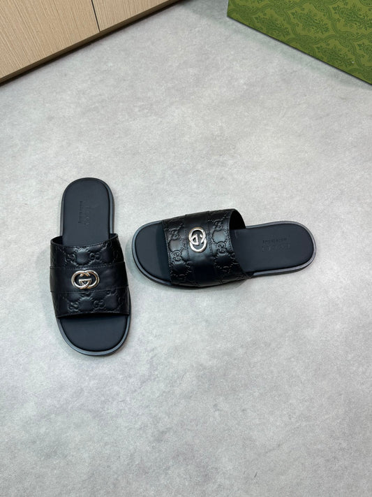 Guc 25ss leather slippers