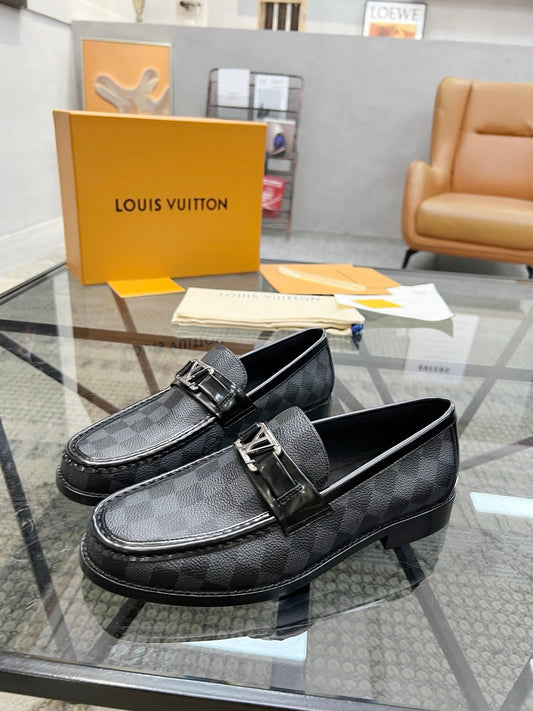 Louis 25ss leather shoes
