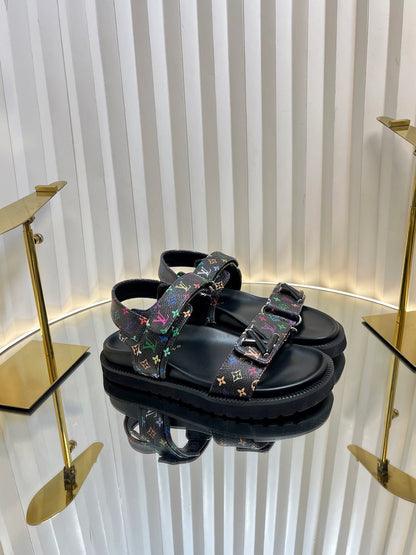 Louis womens slippers