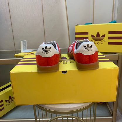 guc adi gazelle sneaker