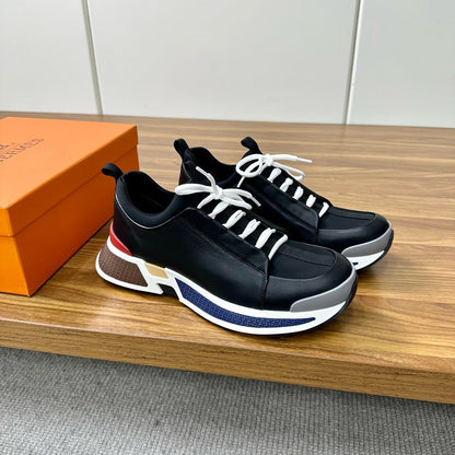 Herm bouncing sneaker