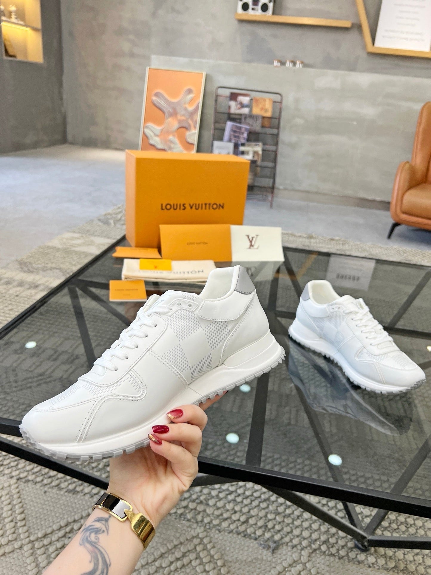 Louis RUN AWAY sneaker