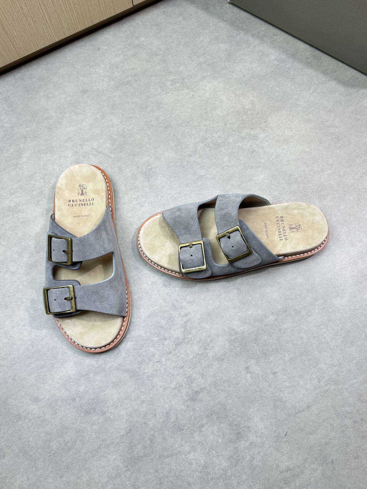 brunello 25ss leather slippers