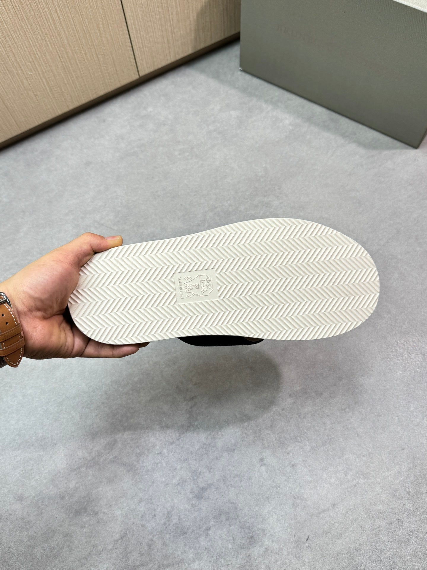 Brunello 25ss leather slippers