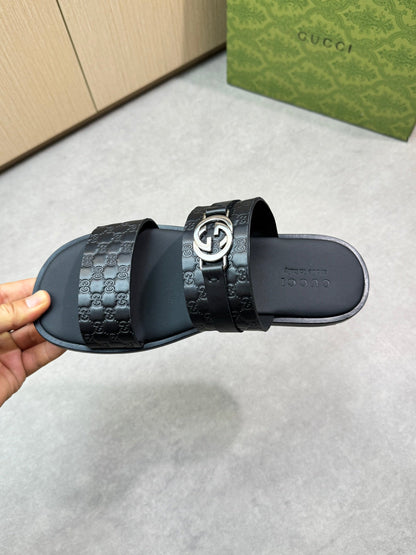 guc 25ss leather slippers