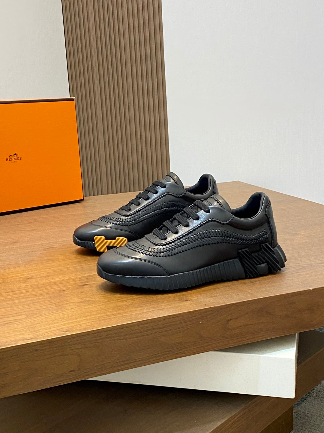 Herm leather sneakers