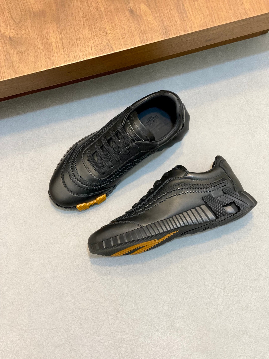 Herm leather sneakers