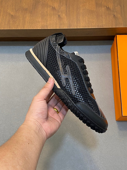 herm leather senaker