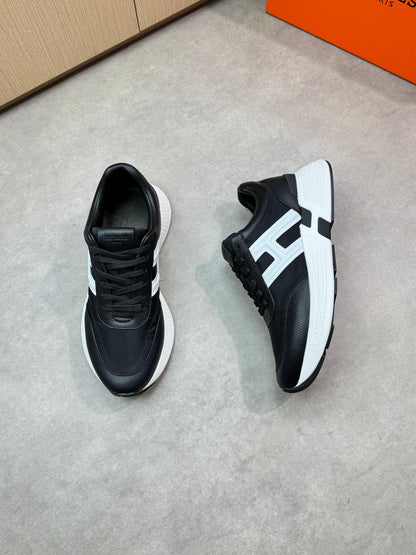 Herm leather sneaker