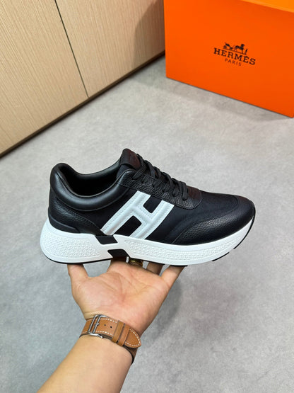 Herm leather sneaker