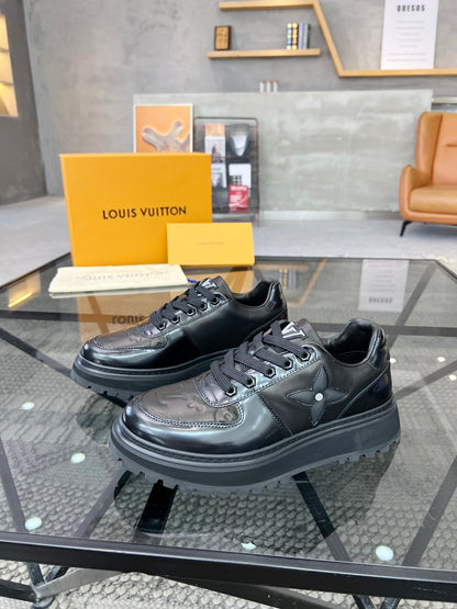 Louis leather sneaker