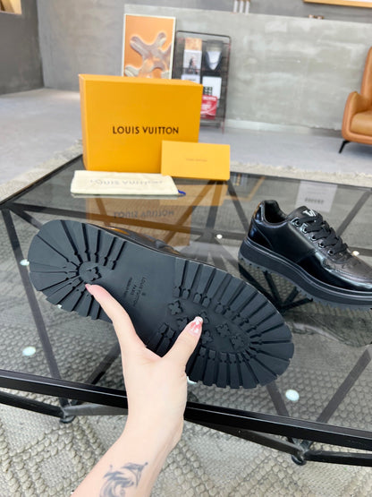 Louis leather sneaker