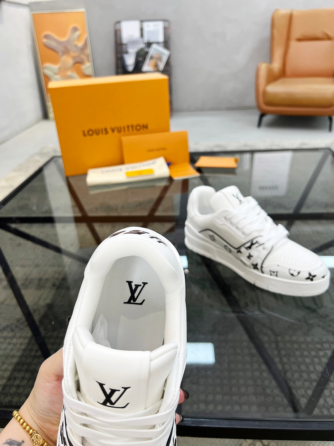 Louis leather sneakers