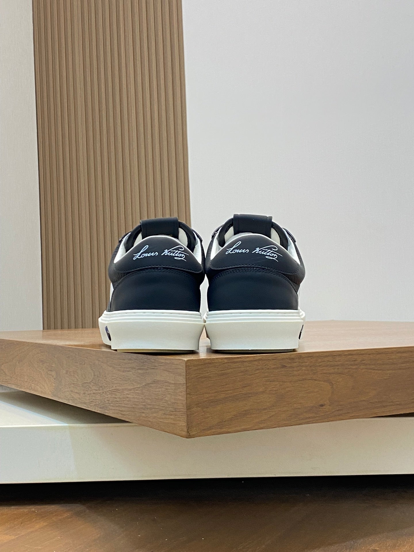 Louis leather sneakers