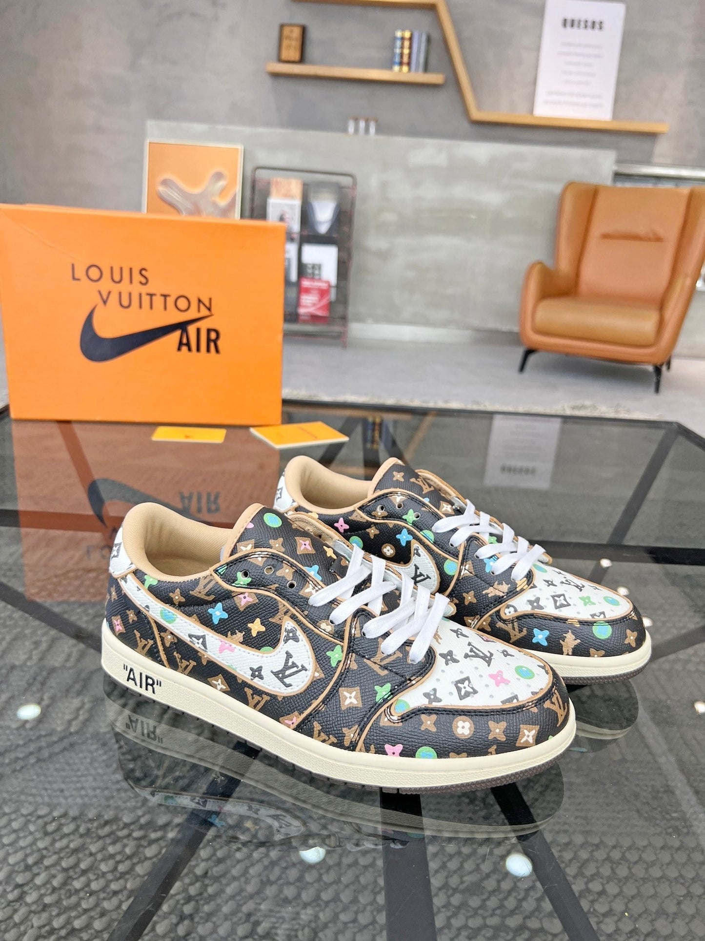 Louis sneakers