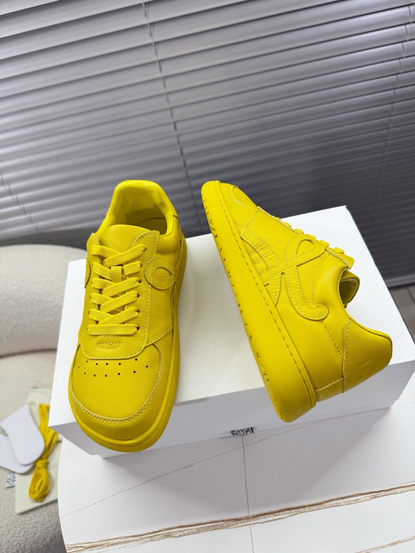 Loe 25fw leisure shoe