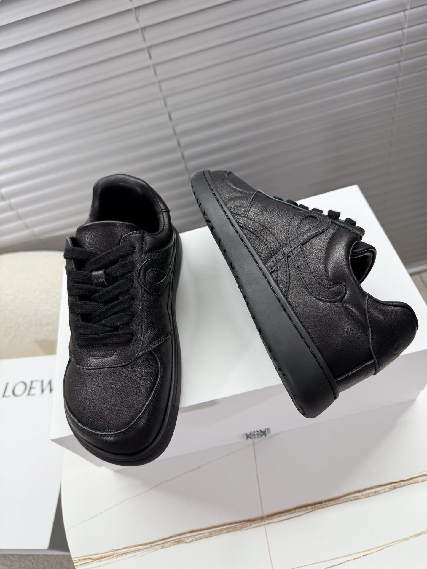 Loe 25fw leisure shoe