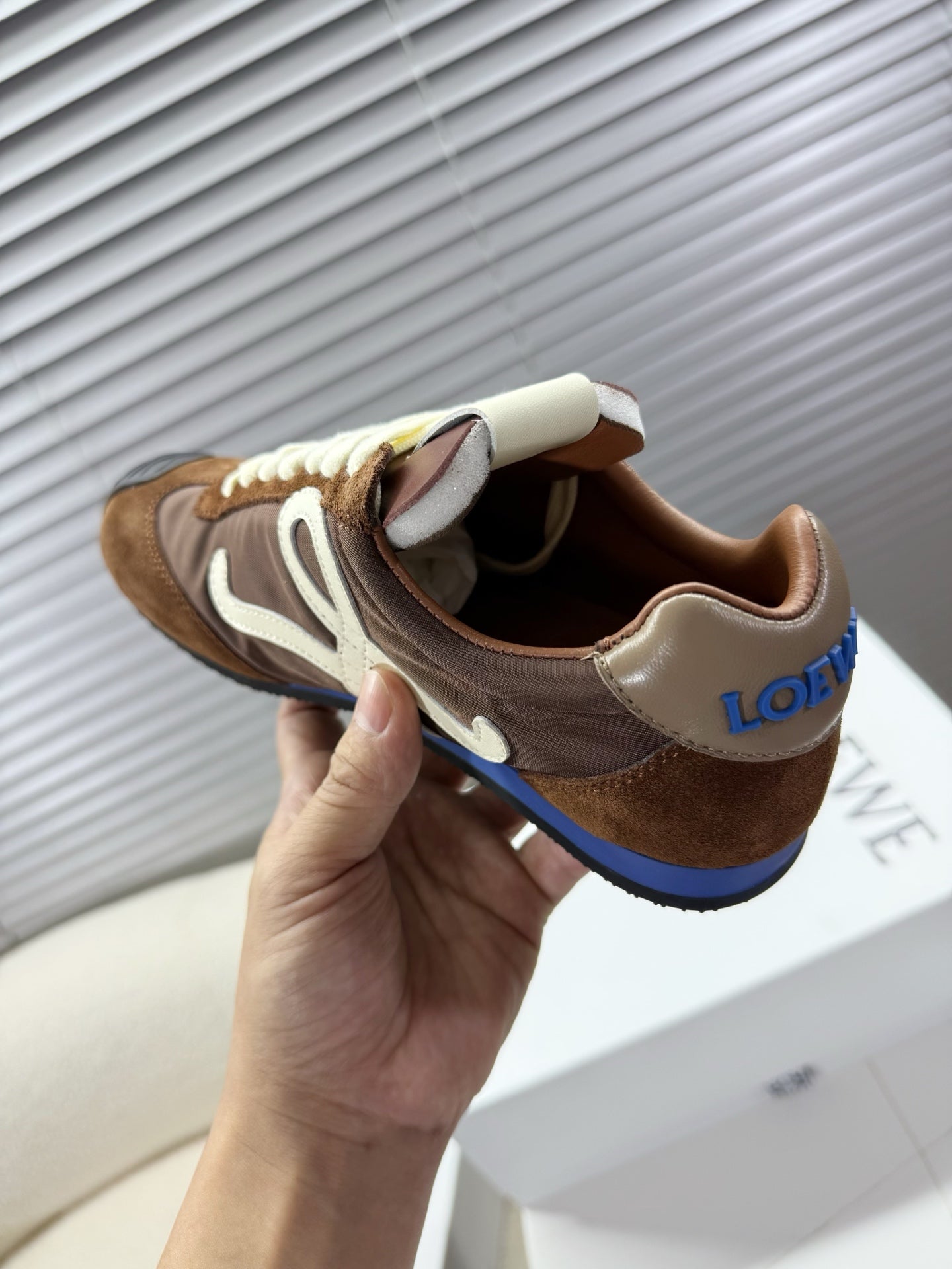 Loe 25fw all-match shoe