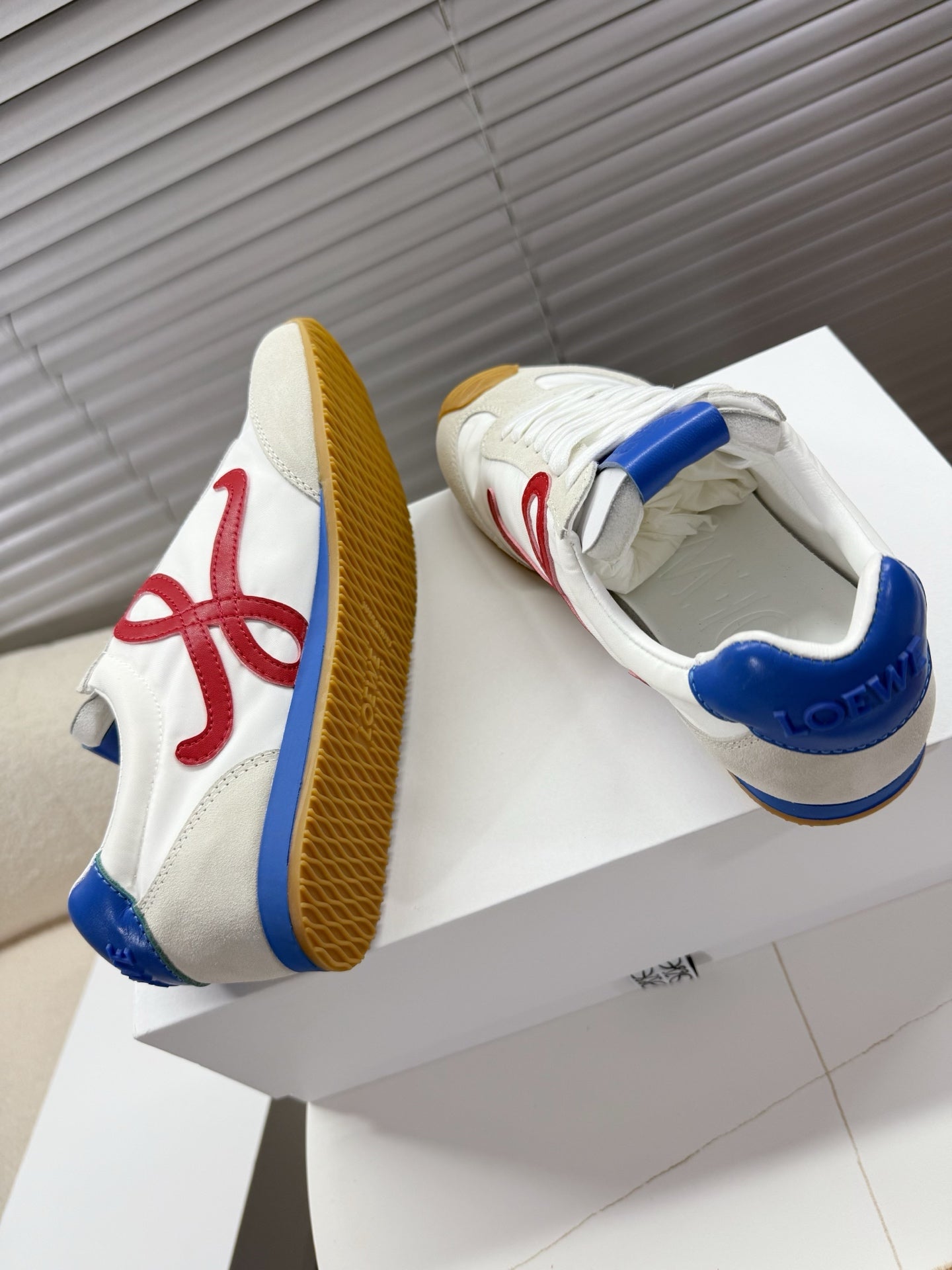 Loe 25fw all-match shoe