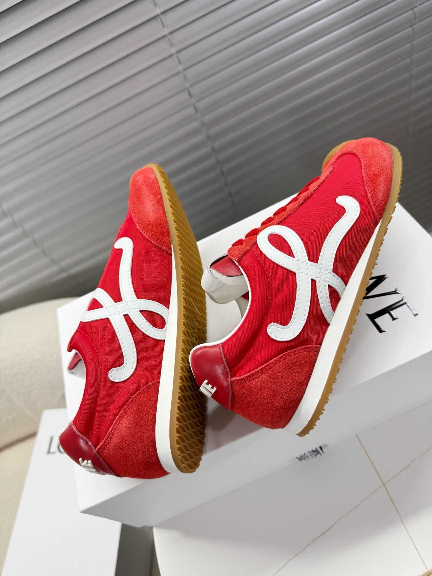 Loe 25fw all-match shoe