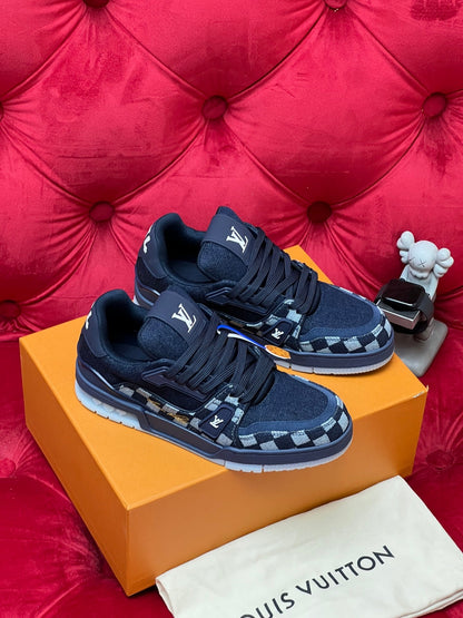 Louis sneakers