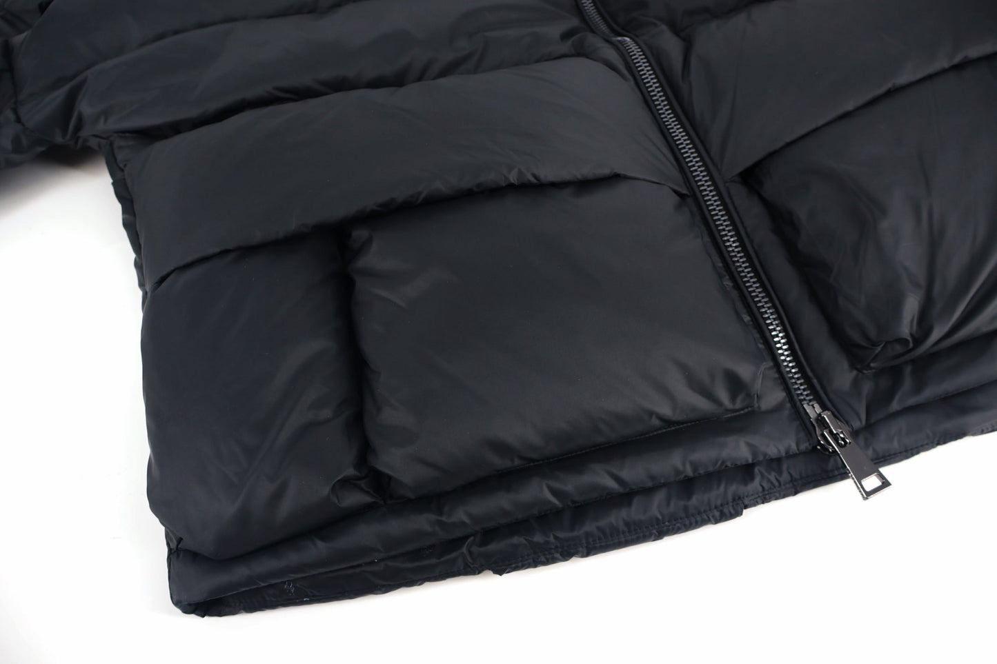 Mon 25fw down jacket