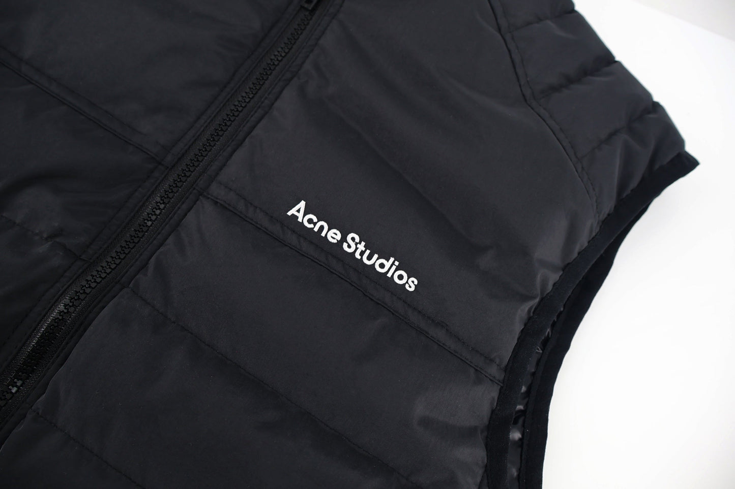 Acne 25fw down vest