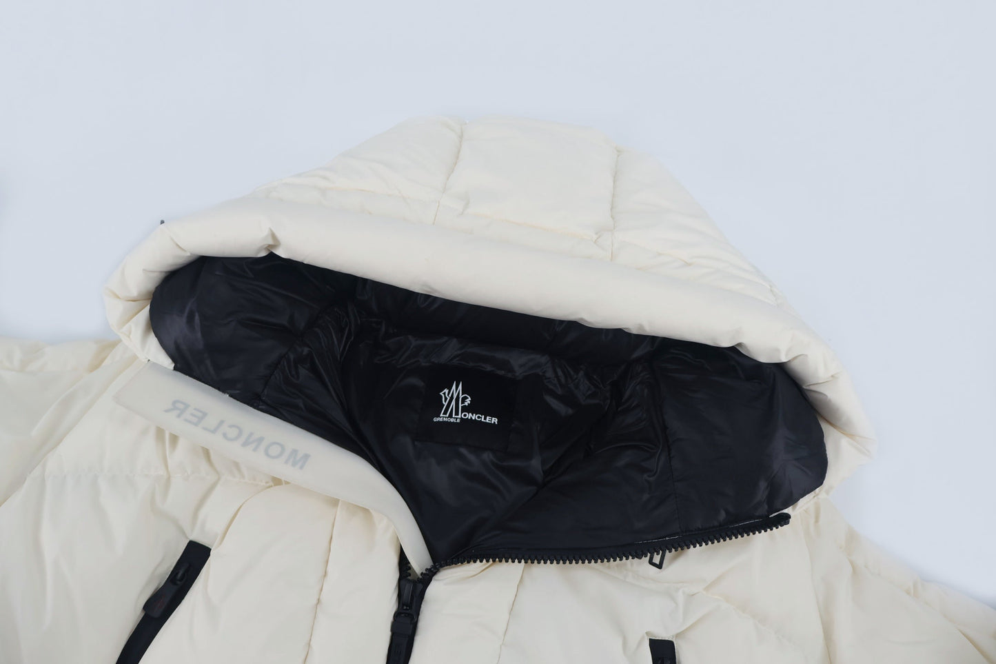 Mon 25fw down jacket