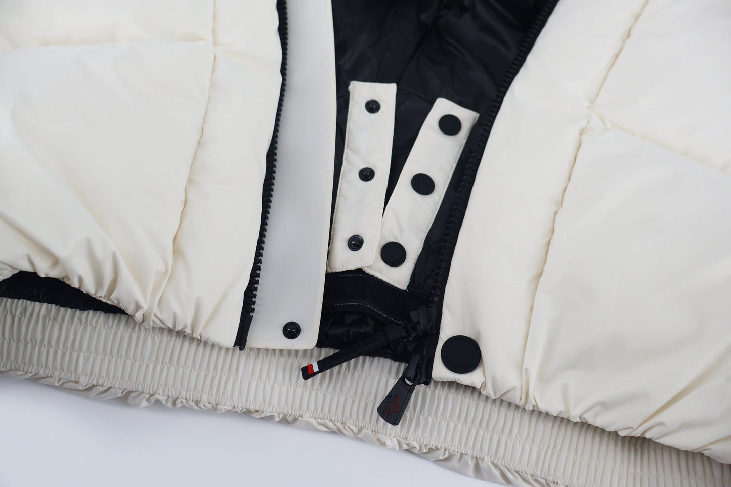 Mon 25fw down jacket
