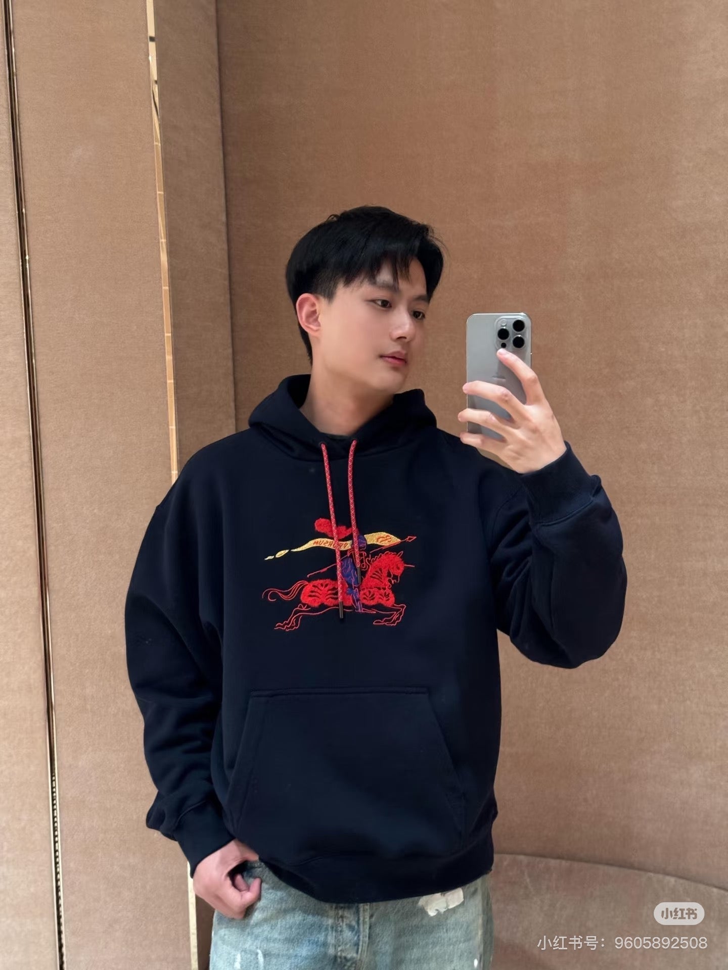 Bur 25fw embroidered hoodie