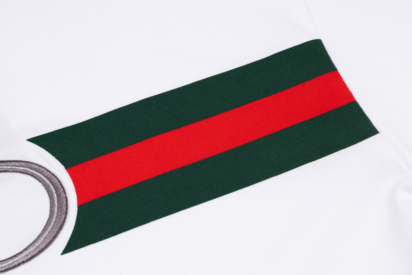 Guc 25fw embroidered t-shirt