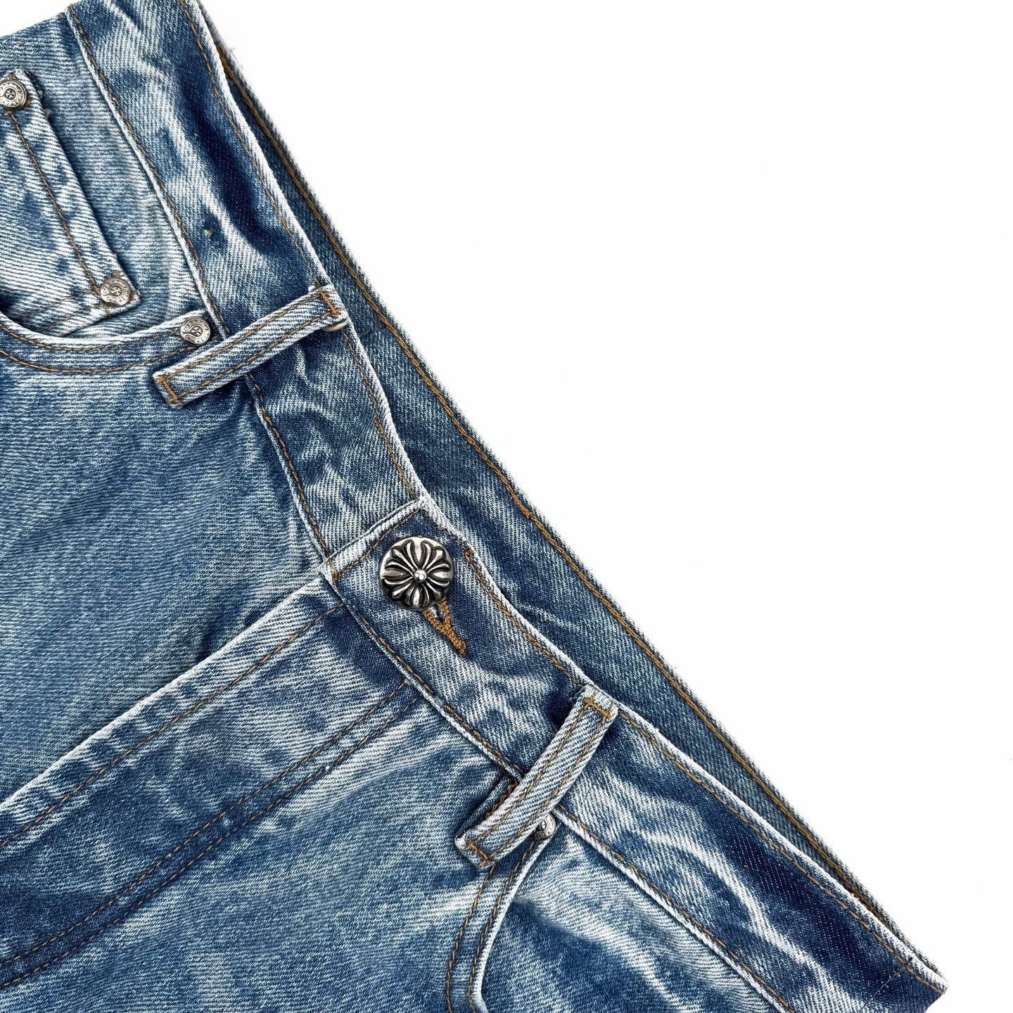 Chrome logo patch jeans