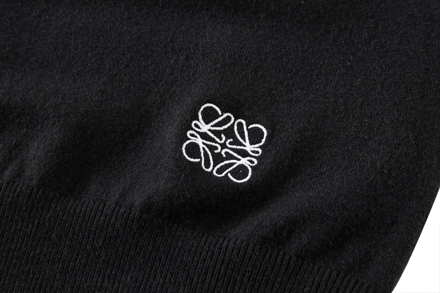 Loe embroidered sweater