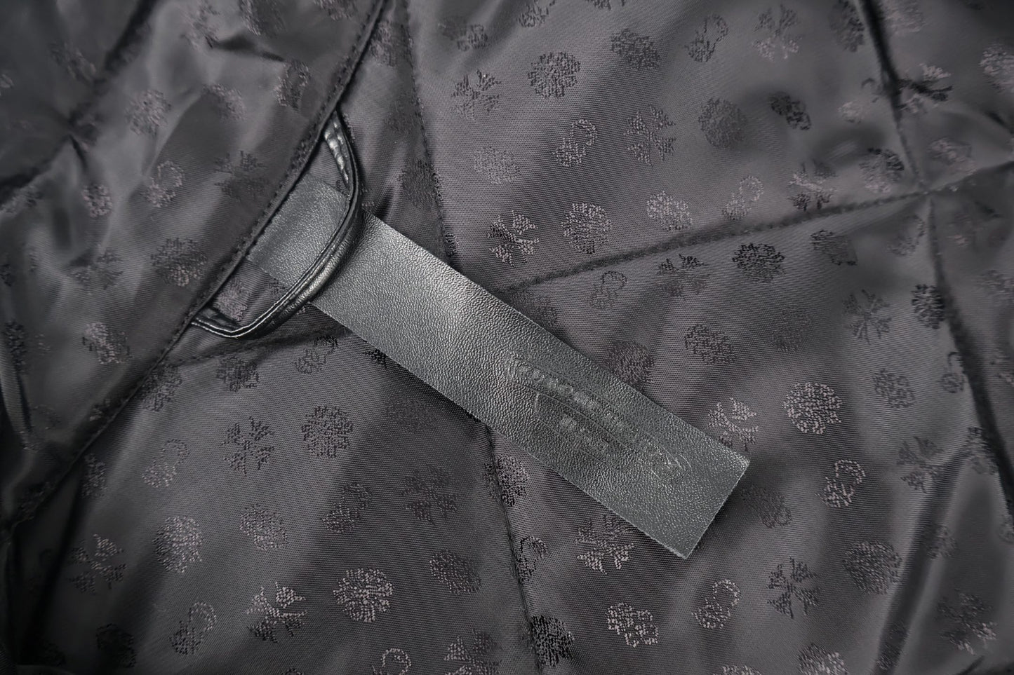 Chrome quilted padded jacket