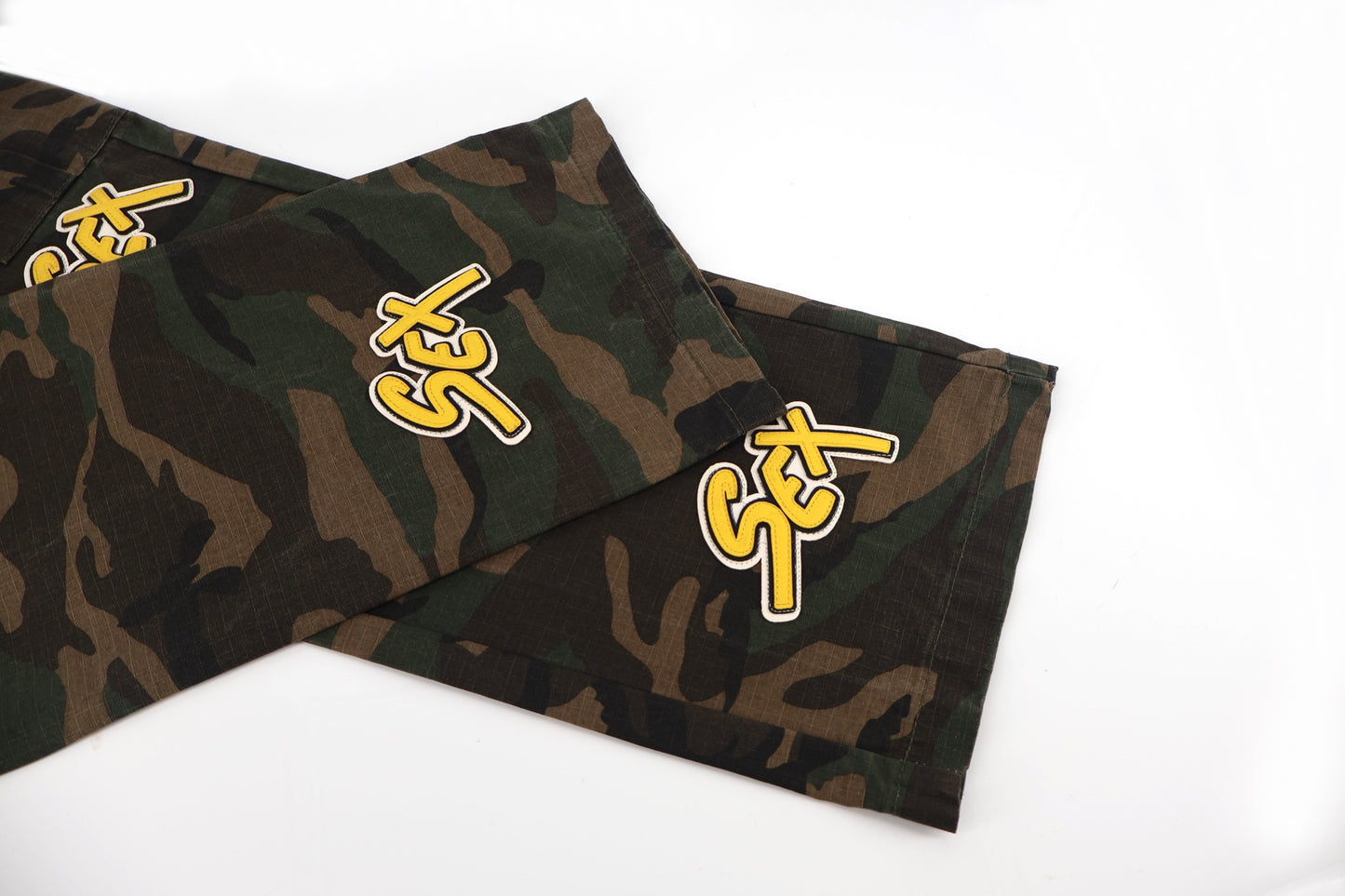 Chrome camouflage cargo pants