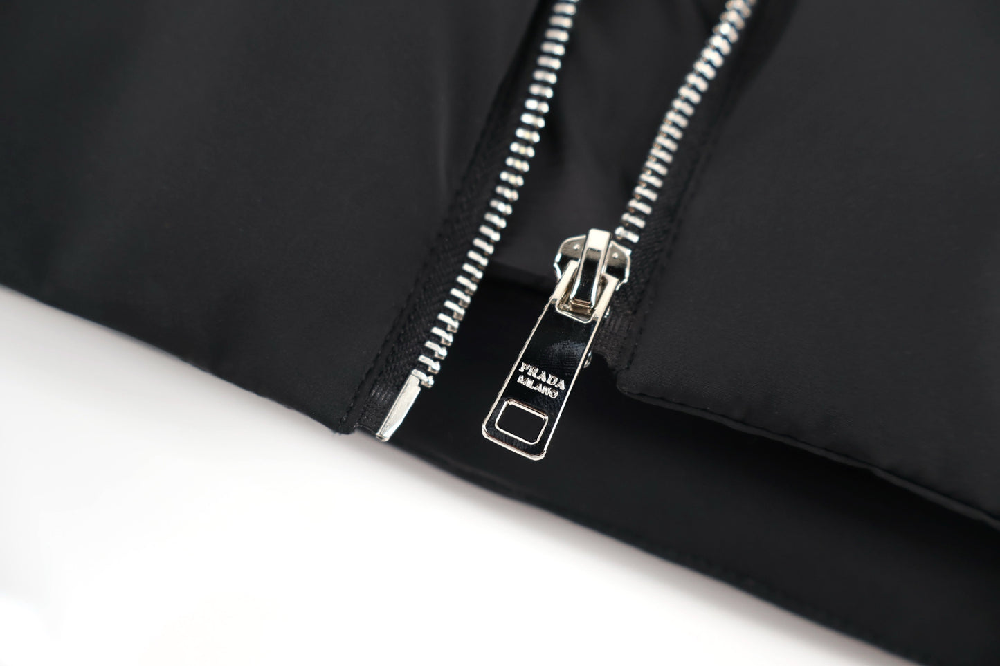 Pra logo bedeg down jacket